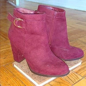 Shoe Dazzle Women’s Booties